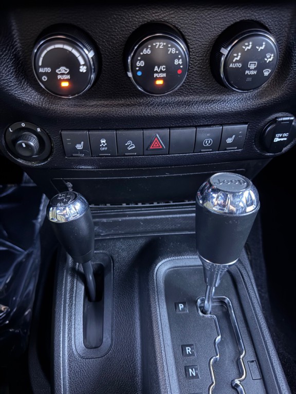 2014 Jeep Wrangler Unlimited Image 17