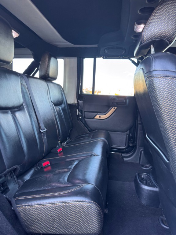 2014 Jeep Wrangler Unlimited Image 18
