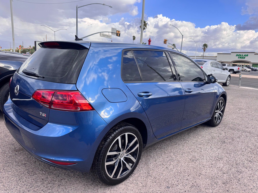 2017 Volkswagen Golf Image 4