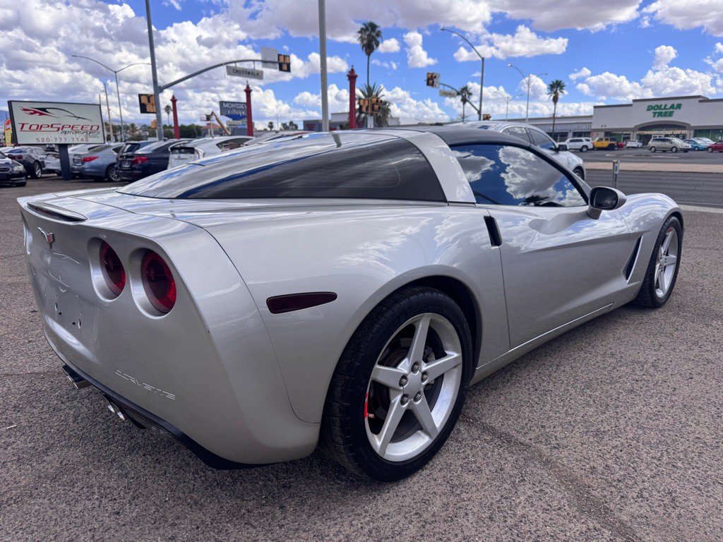 2005 Chevrolet Corvette Image 7