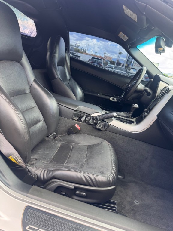 2005 Chevrolet Corvette Image 15