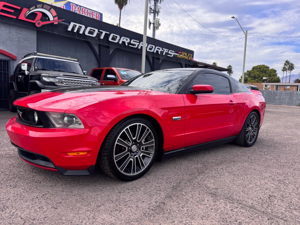 2010 Ford Mustang Image 1