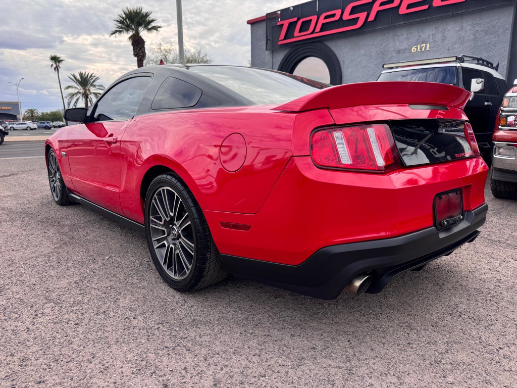 2010 Ford Mustang Image 6