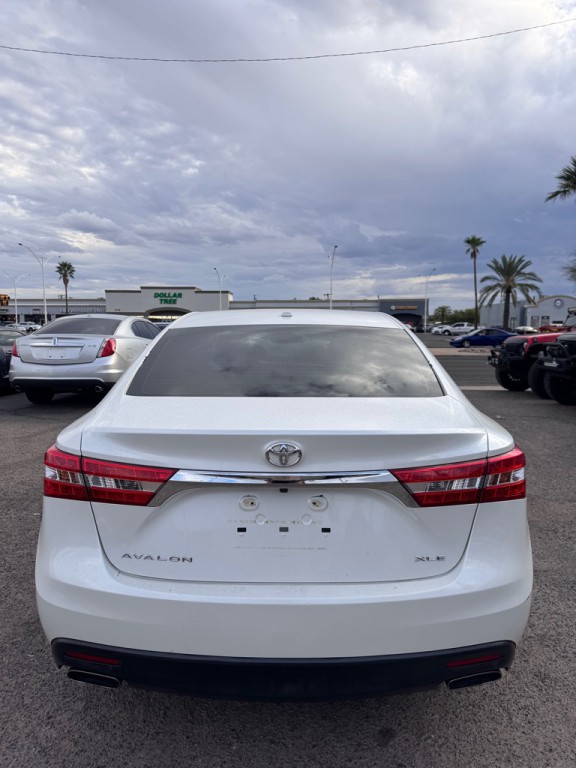 2015 Toyota Avalon Image 7