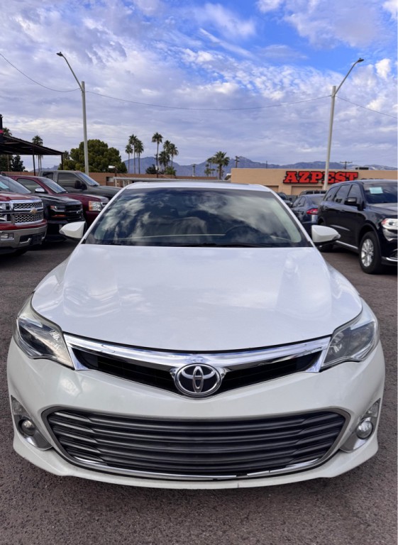 2015 Toyota Avalon Image 10