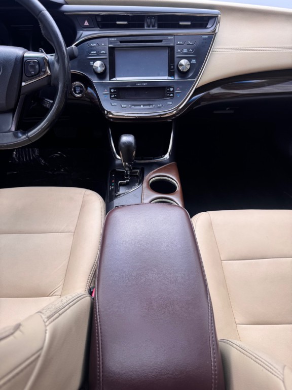 2015 Toyota Avalon Image 20