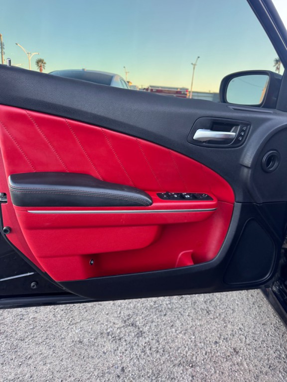 2016 Dodge Charger Image 10