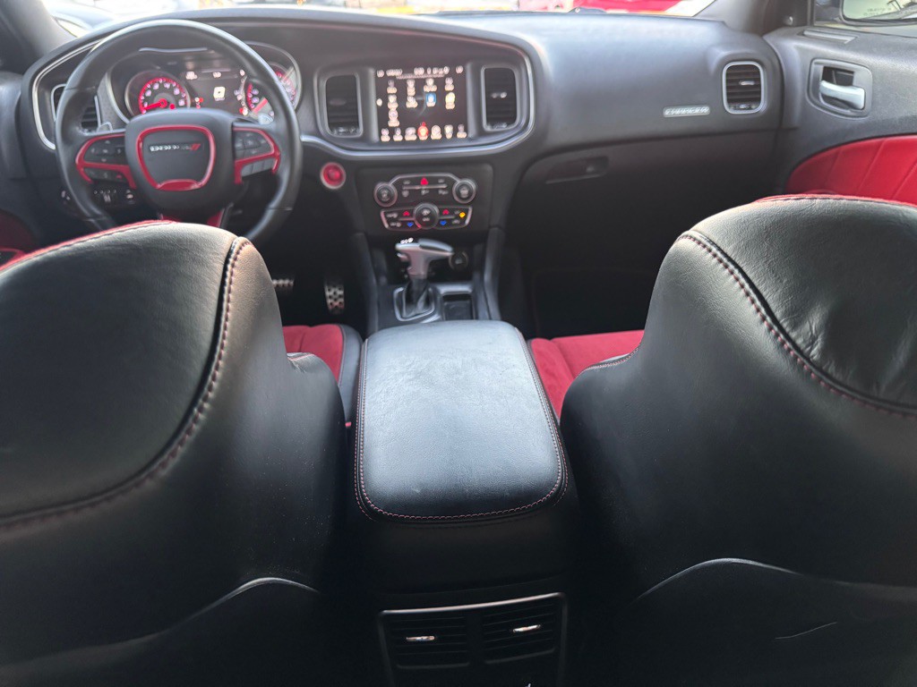 2016 Dodge Charger Image 20