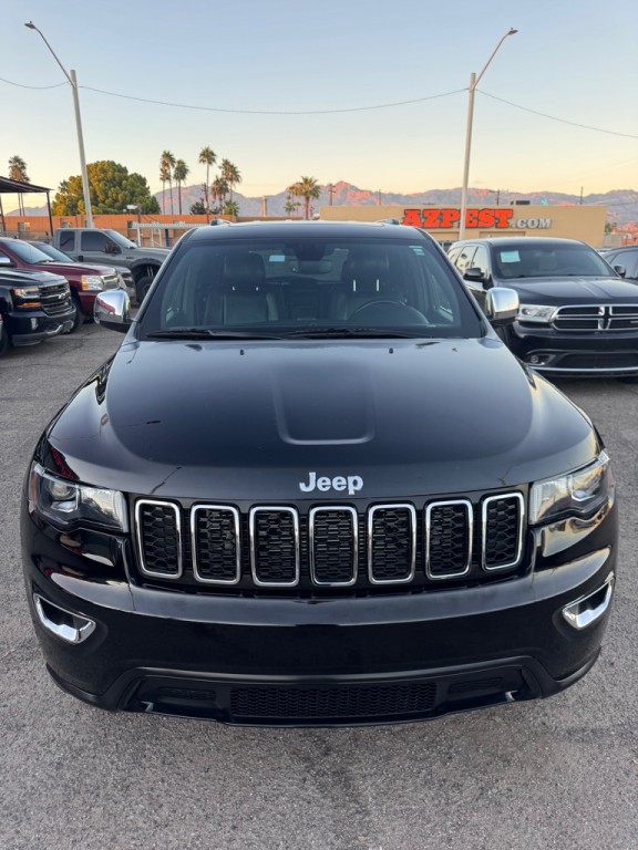 2022 Jeep Grand Cherokee Image 2