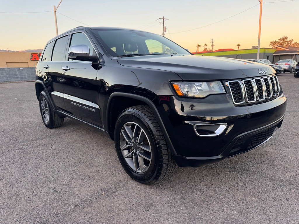 2022 Jeep Grand Cherokee Image 3