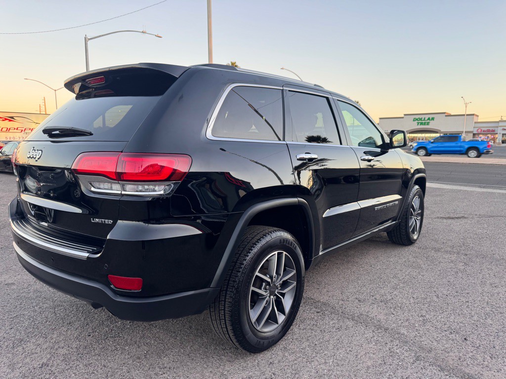 2022 Jeep Grand Cherokee Image 5