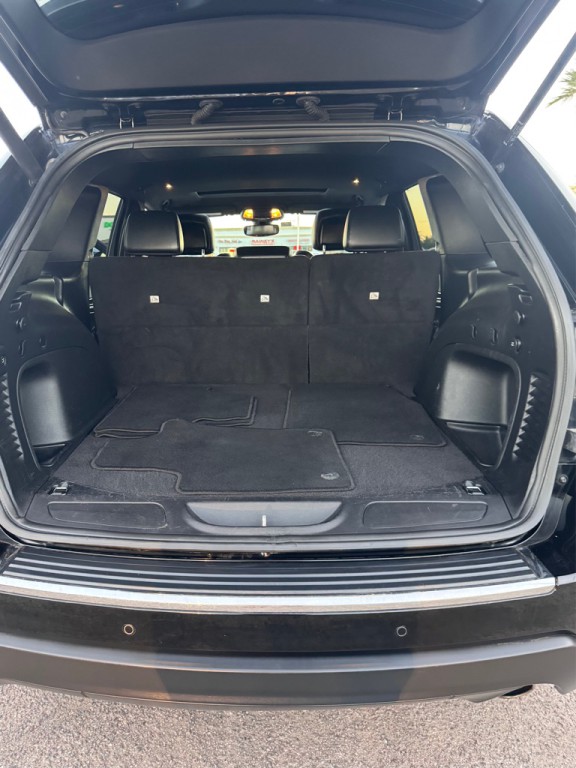 2022 Jeep Grand Cherokee Image 7