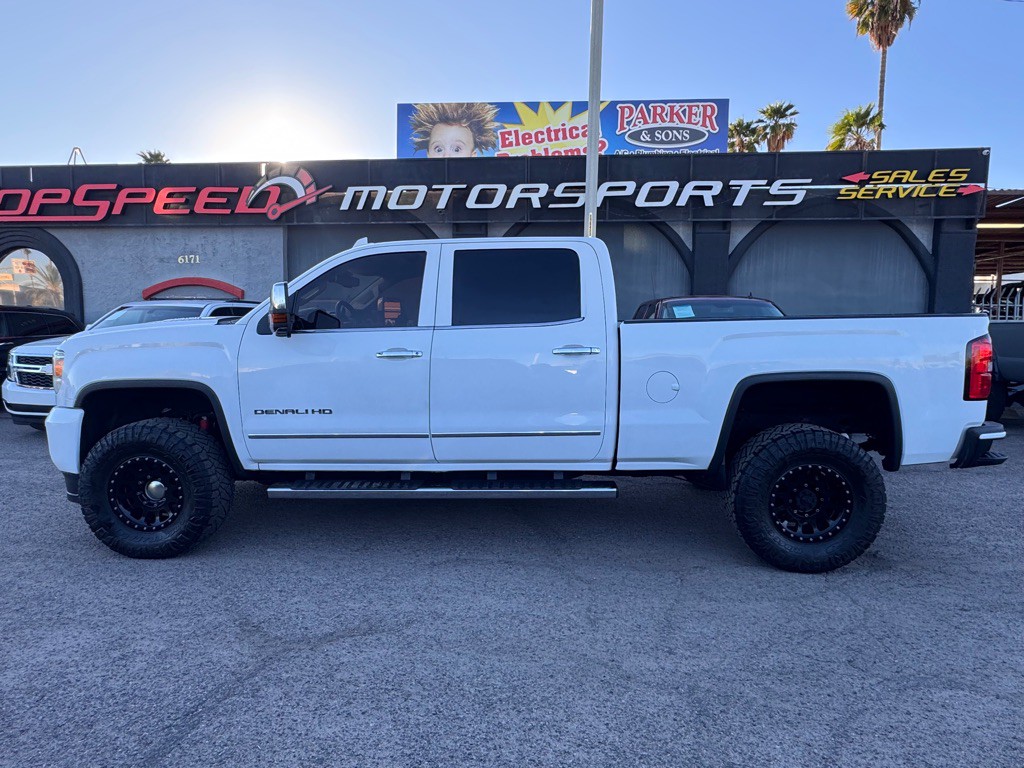 2016 GMC Sierra Image 2