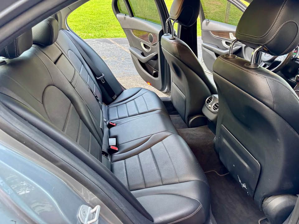 2015 Mercedes-Benz C-Class Image 7