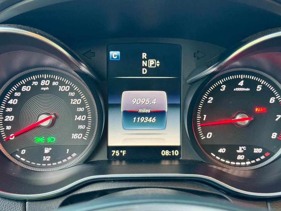 2015 Mercedes-Benz C-Class Image 17