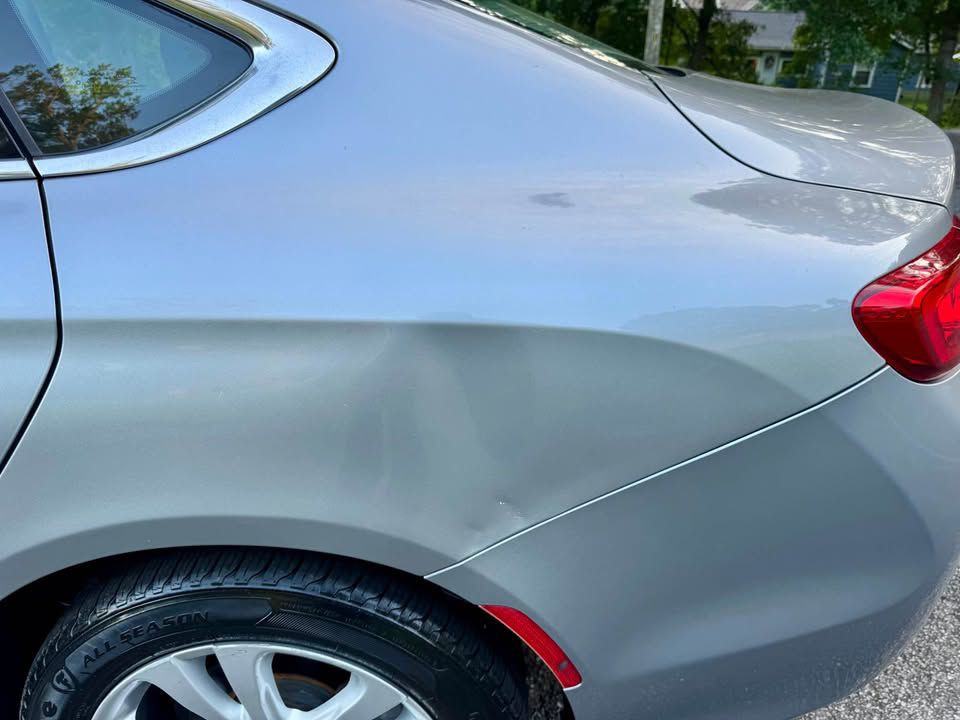 2015 Chrysler 200 Image 6