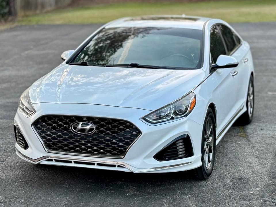 2018 Hyundai Sonata Image 2