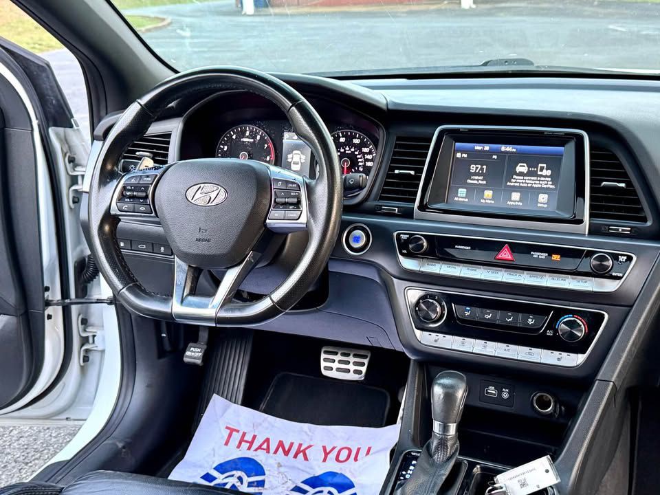 2018 Hyundai Sonata Image 10