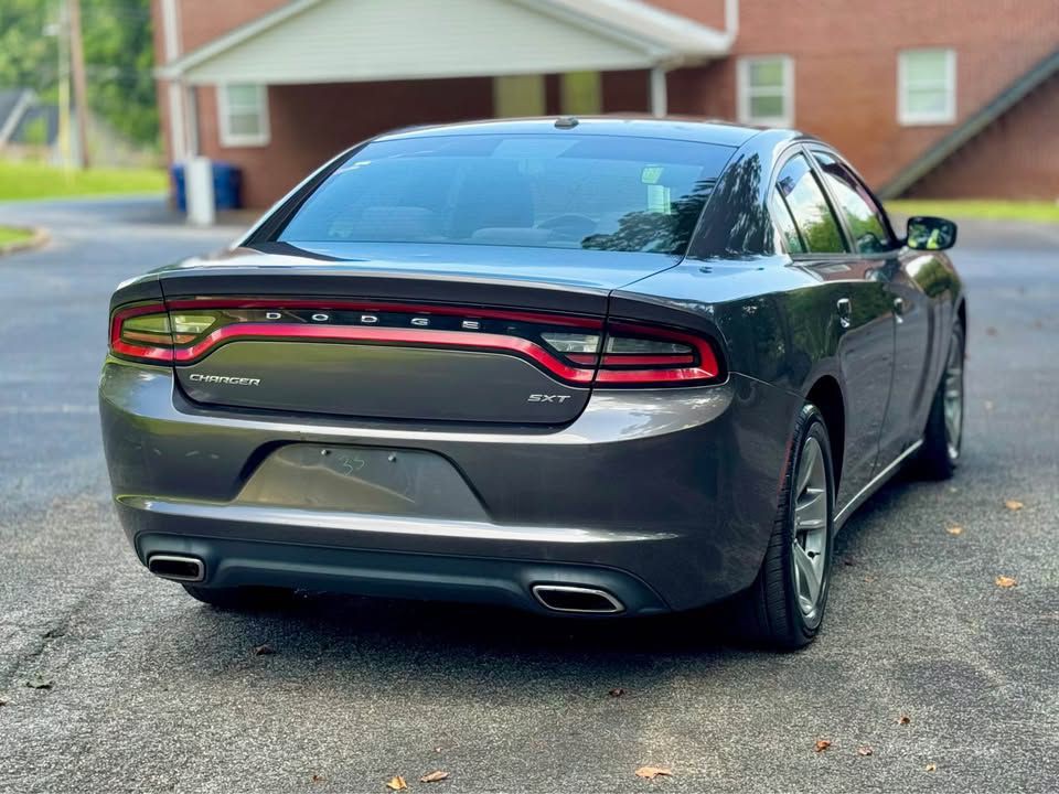 2015 Dodge Charger Image 2