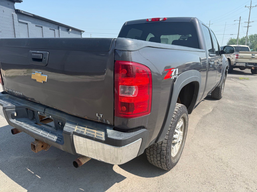 2010 Chevrolet Silverado 1500 Image 4