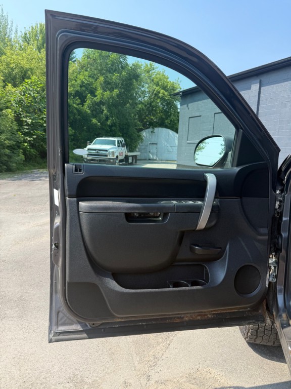 2010 Chevrolet Silverado 1500 Image 9