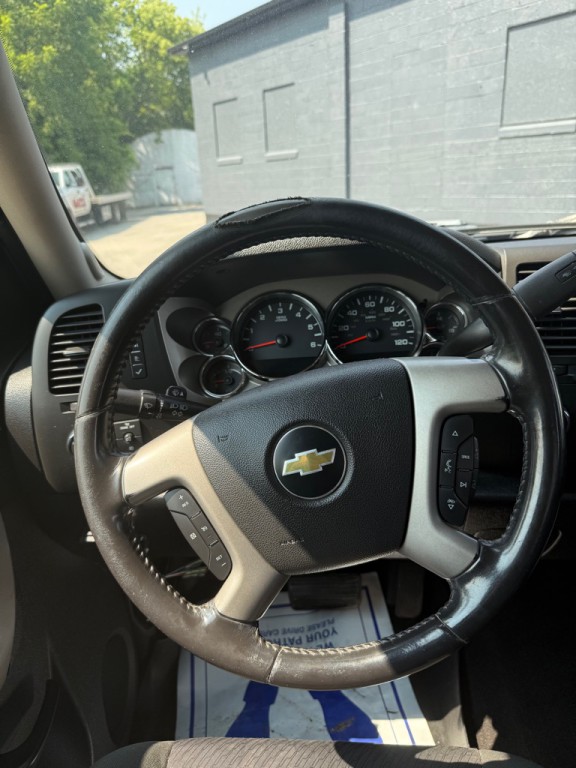 2010 Chevrolet Silverado 1500 Image 18