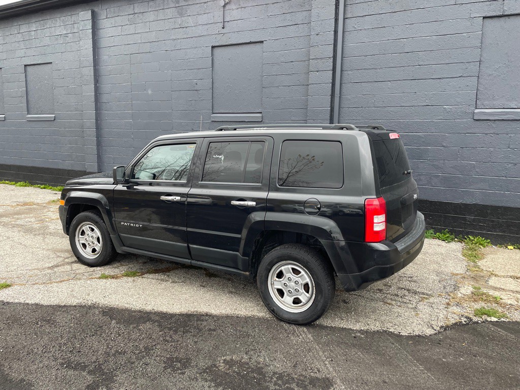 2011 Jeep Patriot Image 5