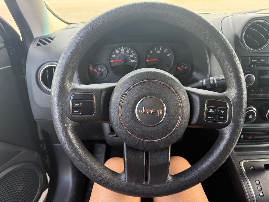 2011 Jeep Patriot Image 10