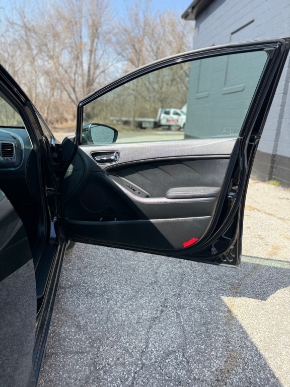 2014 Kia Forte Image 15