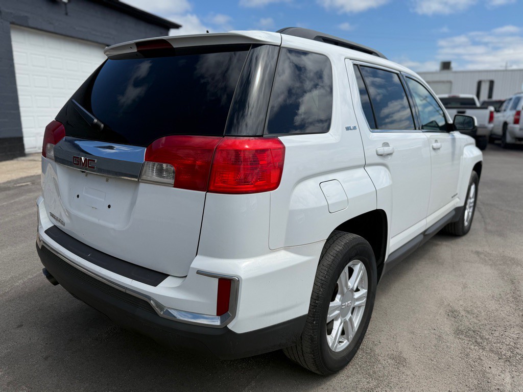 2016 GMC Terrain Image 17