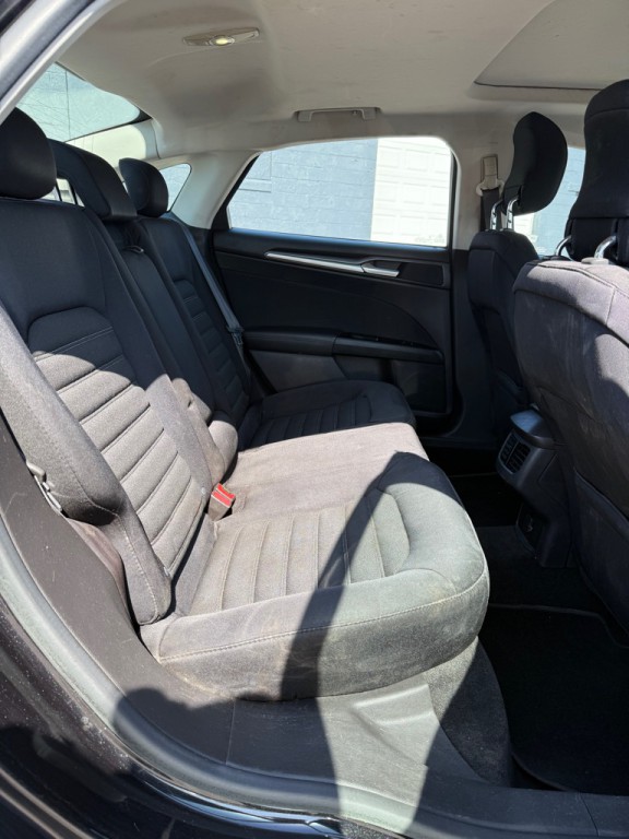 2014 Ford Fusion Image 17