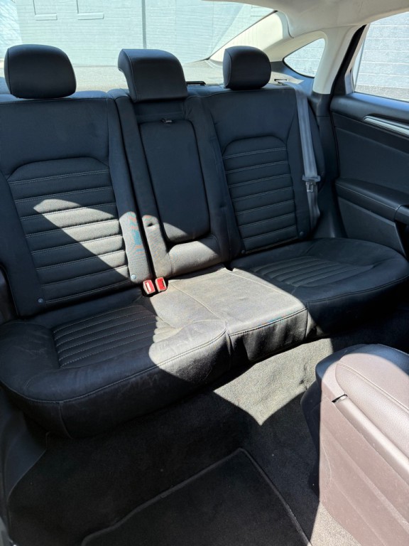 2014 Ford Fusion Image 19