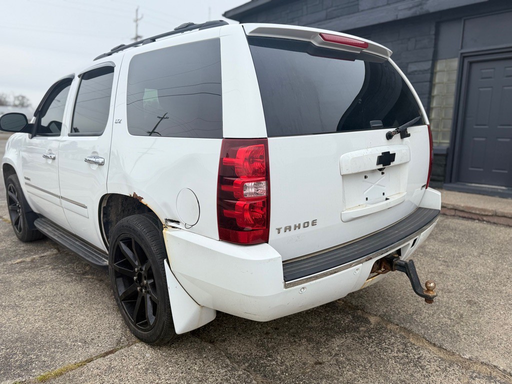 2012 Chevrolet Tahoe Image 7
