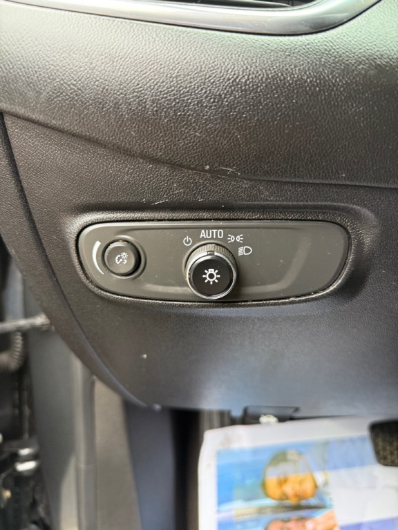 2018 Chevrolet Equinox Image 21
