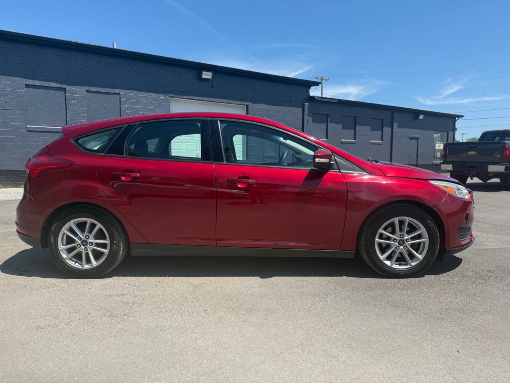 2016 Ford Focus Image 3