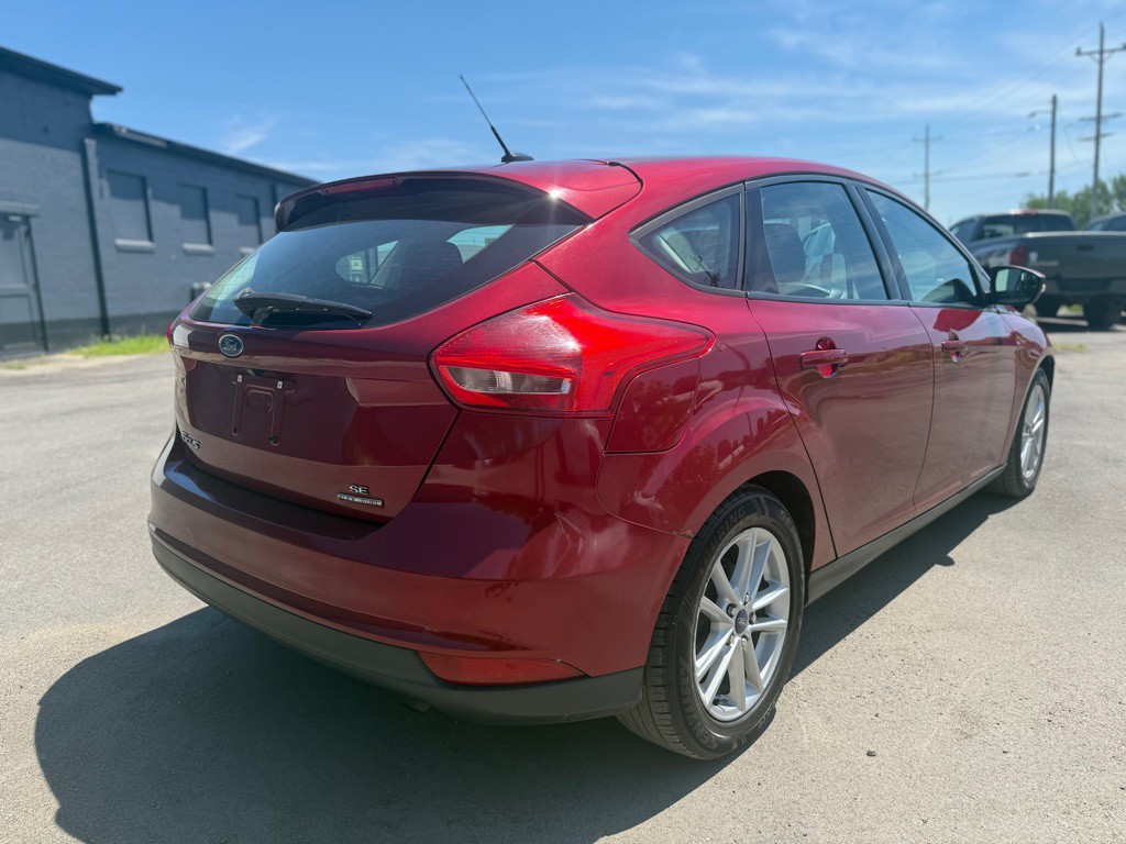 2016 Ford Focus Image 4