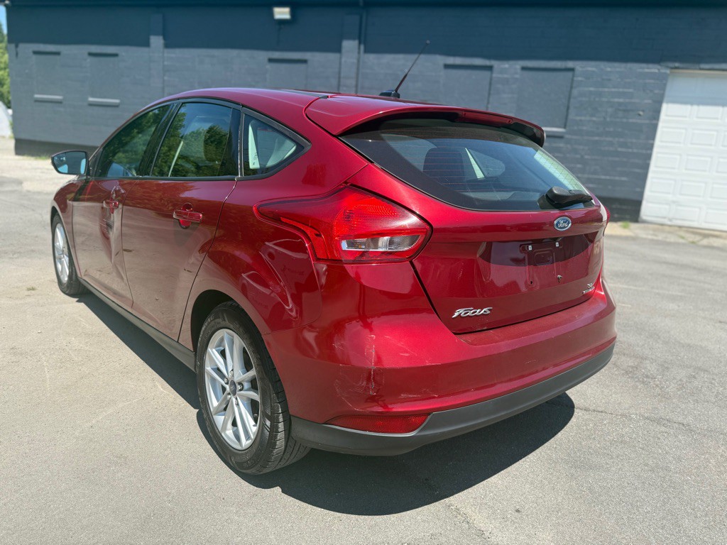 2016 Ford Focus Image 7