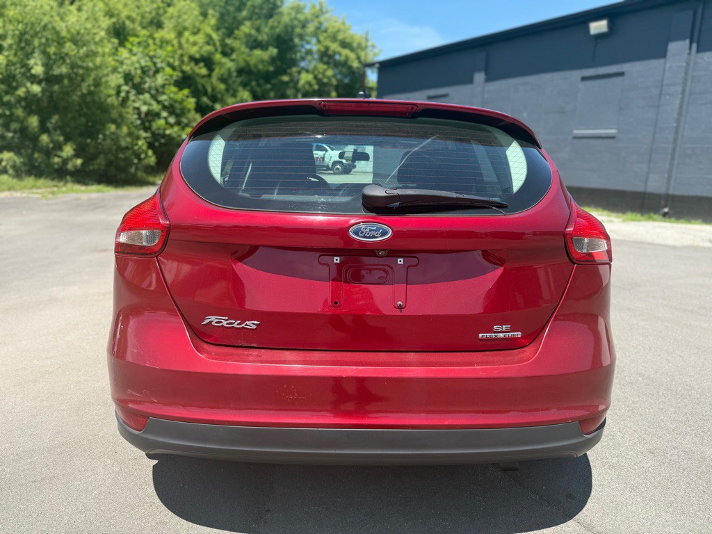 2016 Ford Focus Image 8