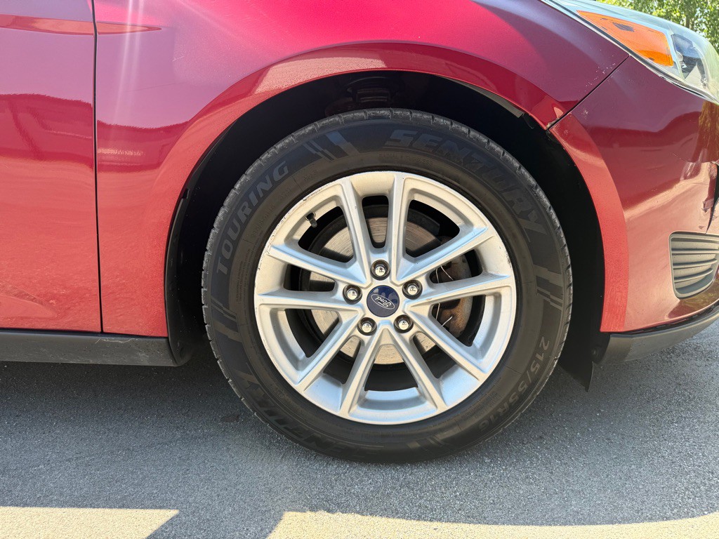 2016 Ford Focus Image 22