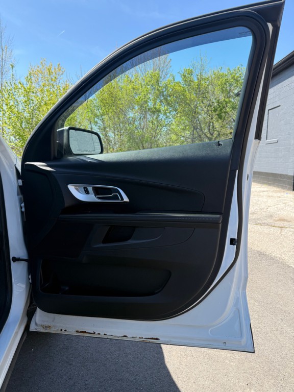 2015 Chevrolet Equinox Image 11