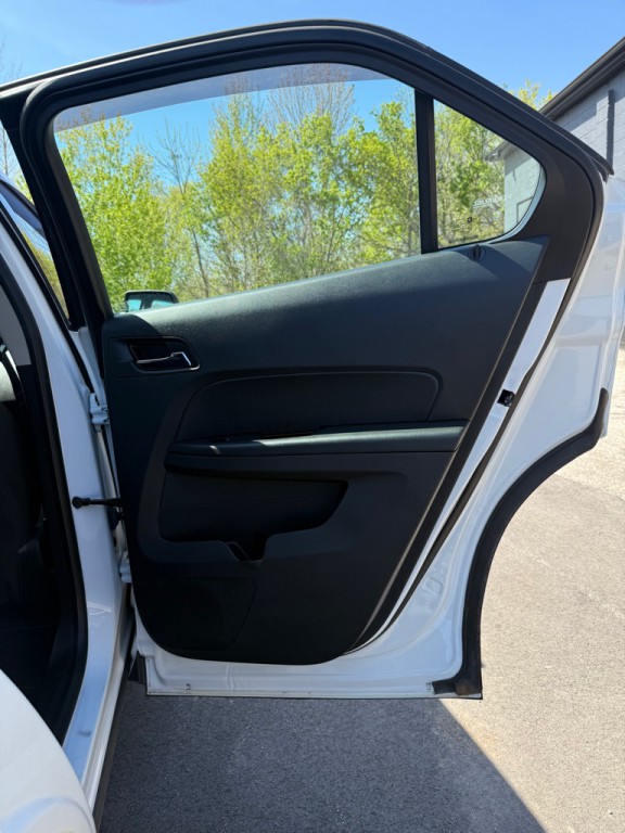 2015 Chevrolet Equinox Image 13