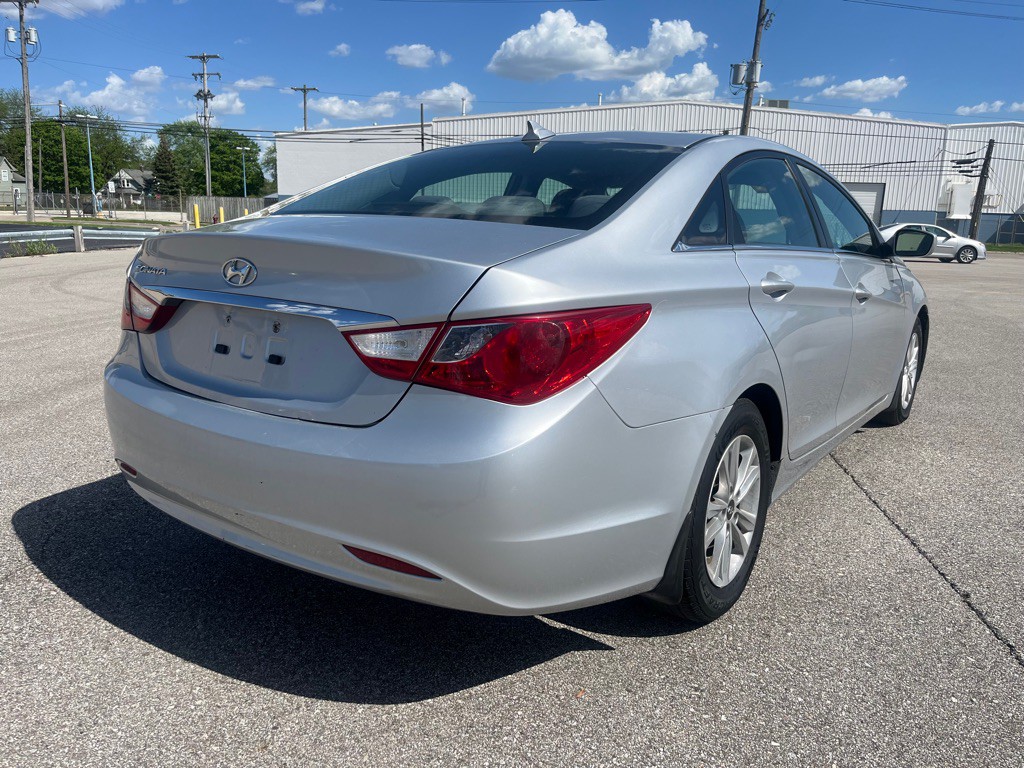 2013 Hyundai Sonata Image 5
