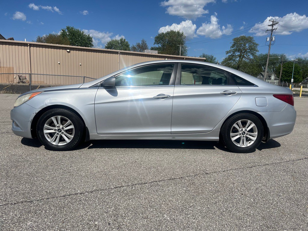 2013 Hyundai Sonata Image 7