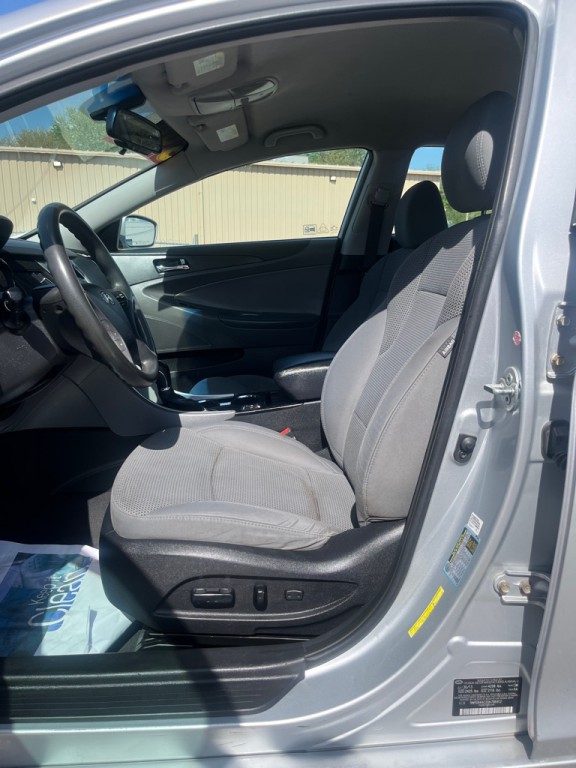 2013 Hyundai Sonata Image 10