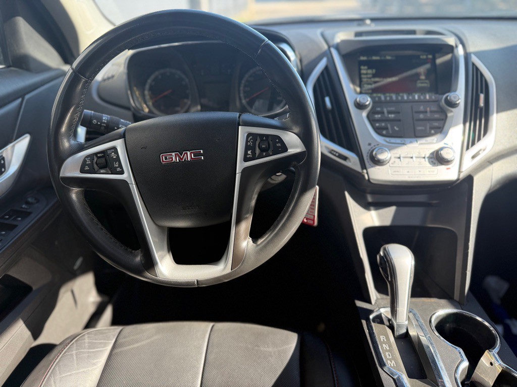 2013 GMC Terrain Image 2