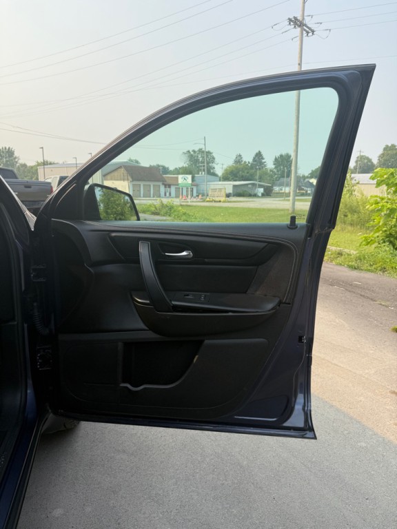 2014 Chevrolet Traverse Image 15