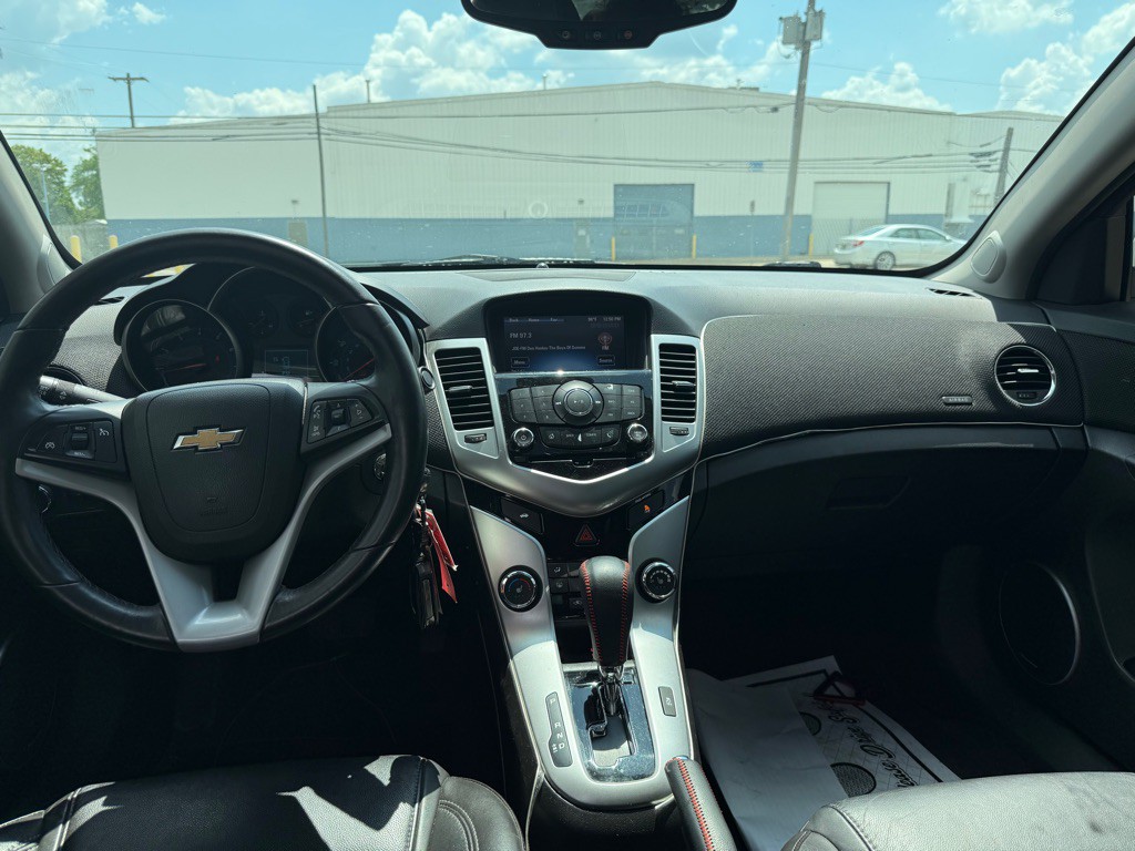 2015 Chevrolet Cruze Image 3
