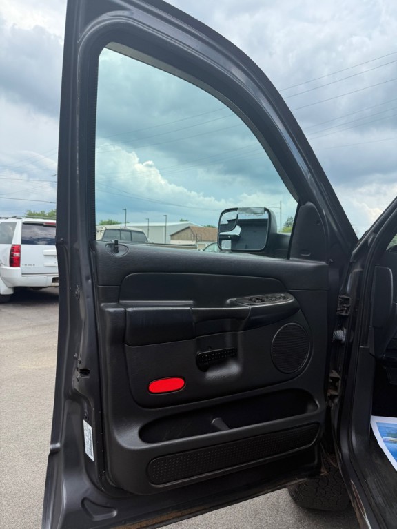 2004 Dodge Ram 1500 Image 12