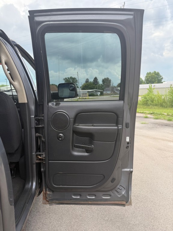 2004 Dodge Ram 1500 Image 17