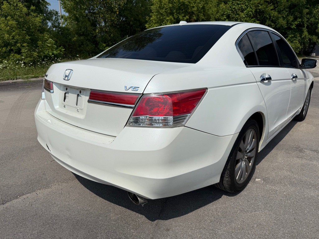 2012 Honda Accord Image 9